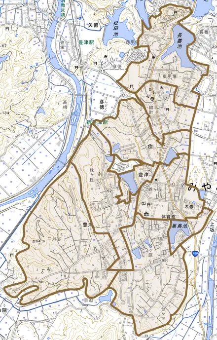 豊津とその周辺の地図。町の範囲を重ねている