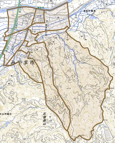 瀬高町小田とその周辺の地図。町の範囲を重ねている