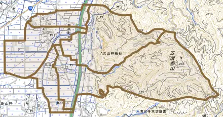 瀬高町大草とその周辺の地図。町の範囲を重ねている