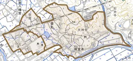 金丸とその周辺の地図。町の範囲を重ねている