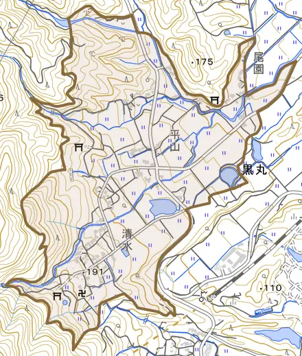 黒丸とその周辺の地図。町の範囲を重ねている