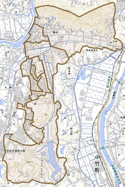 鶴田とその周辺の地図。町の範囲を重ねている