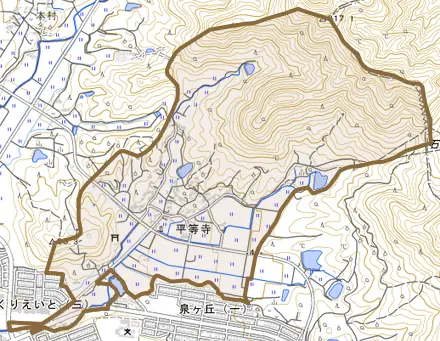 平等寺とその周辺の地図。町の範囲を重ねている