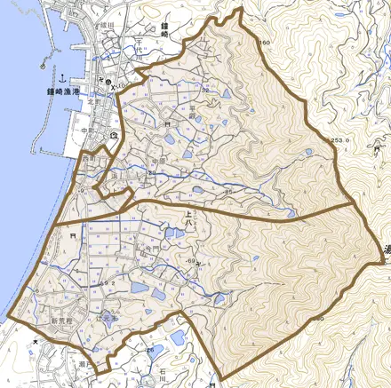 上八とその周辺の地図。町の範囲を重ねている