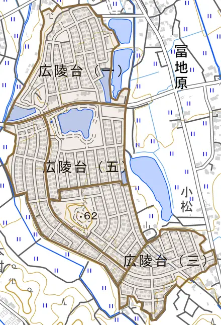 広陵台とその周辺の地図。町の範囲を重ねている