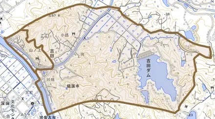 吉田とその周辺の地図。町の範囲を重ねている