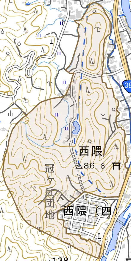 大字西隈とその周辺の地図。町の範囲を重ねている