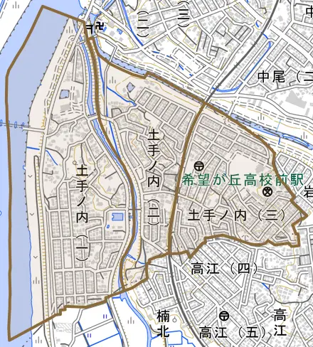 土手ノ内とその周辺の地図。町の範囲を重ねている