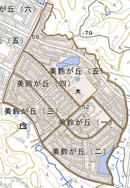 美鈴が丘とその周辺の地図。町の範囲を重ねている