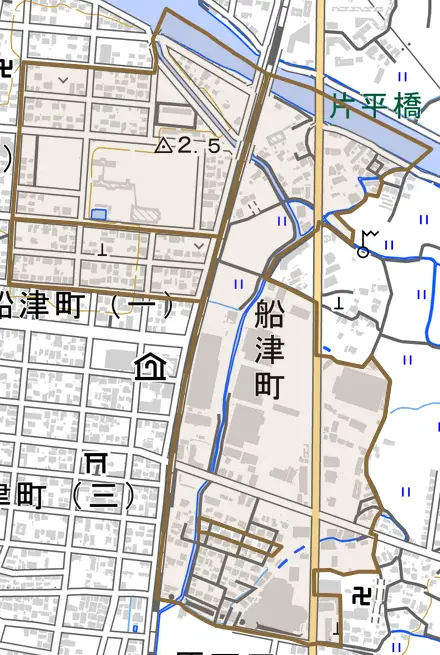 船津町とその周辺の地図。町の範囲を重ねている