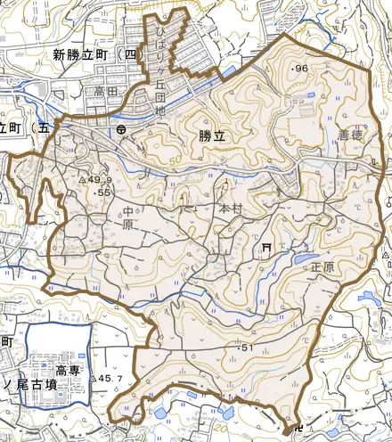 大字勝立とその周辺の地図。町の範囲を重ねている