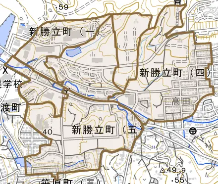 新勝立町とその周辺の地図。町の範囲を重ねている