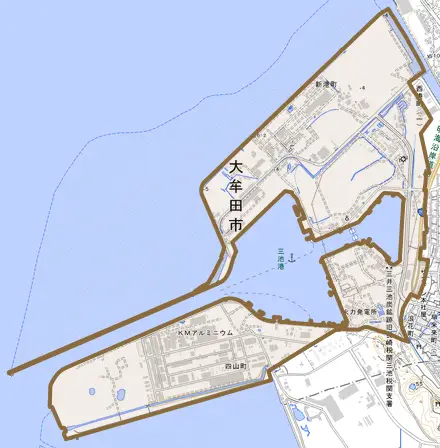 新港町とその周辺の地図。町の範囲を重ねている