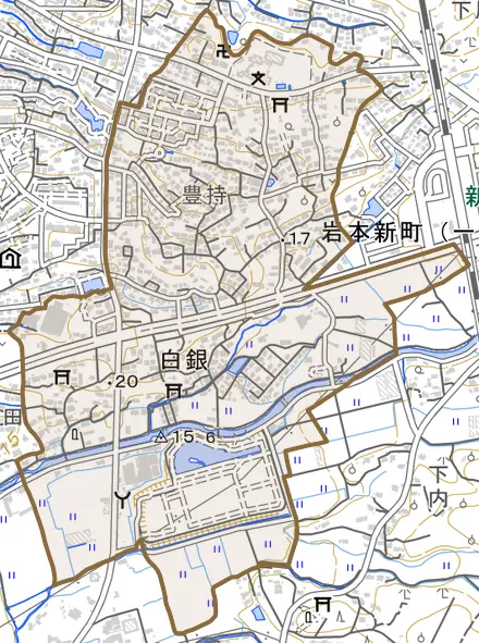 大字白銀とその周辺の地図。町の範囲を重ねている