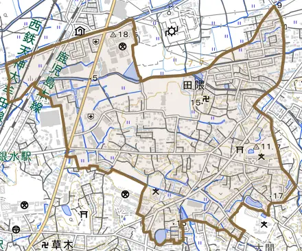 大字田隈とその周辺の地図。町の範囲を重ねている