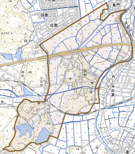 大字別府とその周辺の地図。町の範囲を重ねている