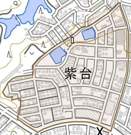 紫台とその周辺の地図。町の範囲を重ねている