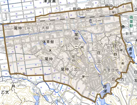 大字尾仲とその周辺の地図。町の範囲を重ねている