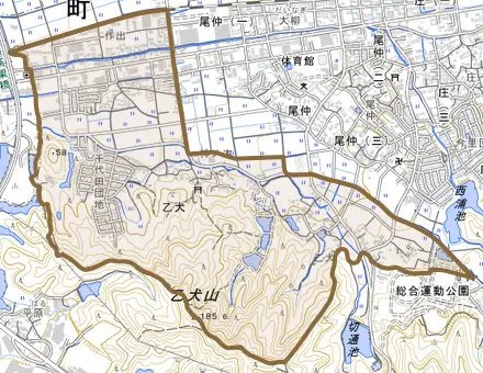 大字乙犬とその周辺の地図。町の範囲を重ねている