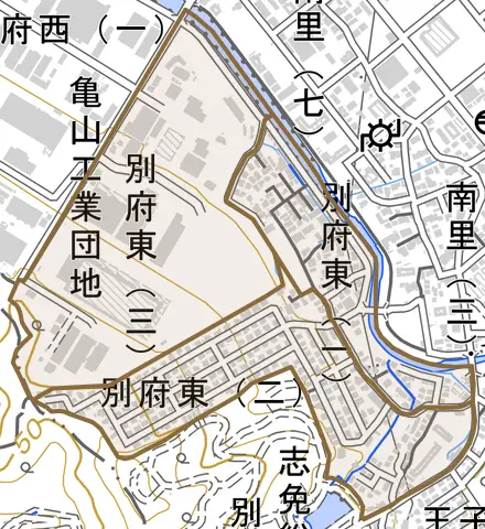 別府東とその周辺の地図。町の範囲を重ねている
