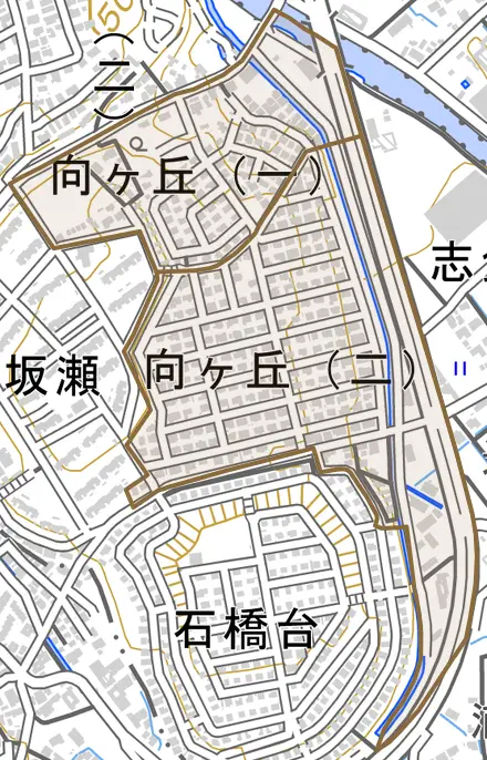 向ヶ丘とその周辺の地図。町の範囲を重ねている