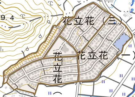 花立花とその周辺の地図。町の範囲を重ねている