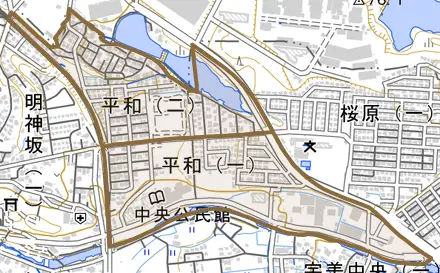 平和とその周辺の地図。町の範囲を重ねている