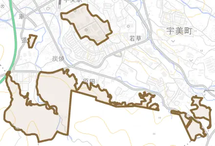 大字炭焼とその周辺の地図。町の範囲を重ねている