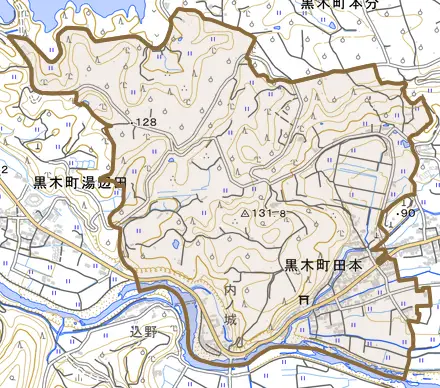 黒木町田本とその周辺の地図。町の範囲を重ねている