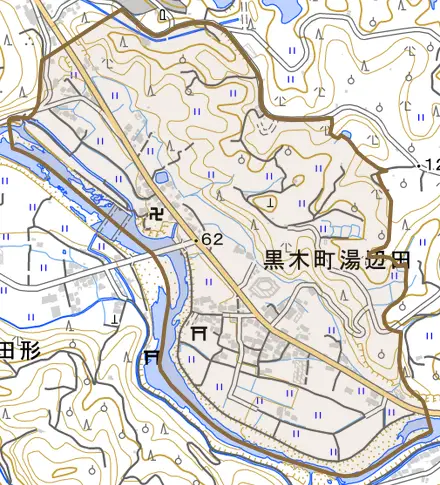 黒木町湯辺田とその周辺の地図。町の範囲を重ねている