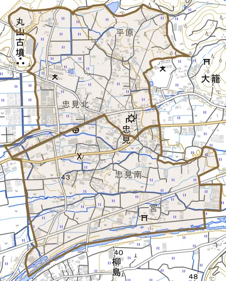 忠見とその周辺の地図。町の範囲を重ねている