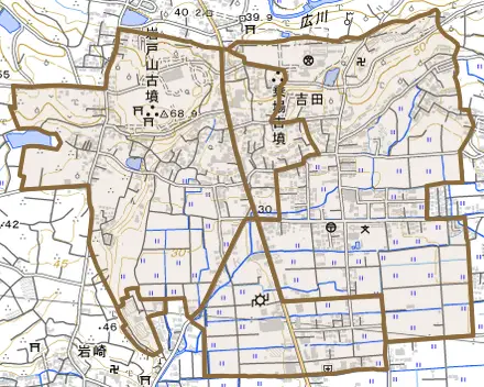 吉田とその周辺の地図。町の範囲を重ねている