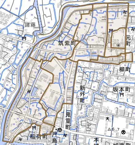 筑紫町とその周辺の地図。町の範囲を重ねている