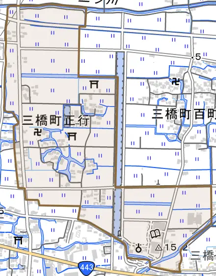 三橋町正行とその周辺の地図。町の範囲を重ねている