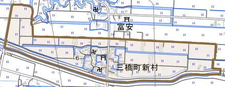 三橋町新村とその周辺の地図。町の範囲を重ねている