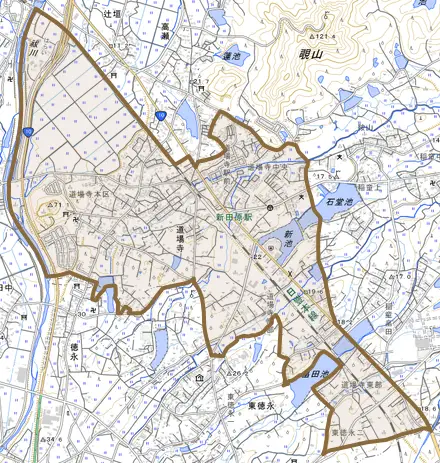 大字道場寺とその周辺の地図。町の範囲を重ねている
