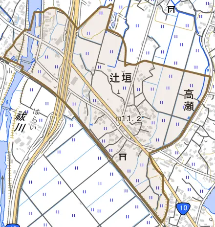 大字辻垣とその周辺の地図。町の範囲を重ねている
