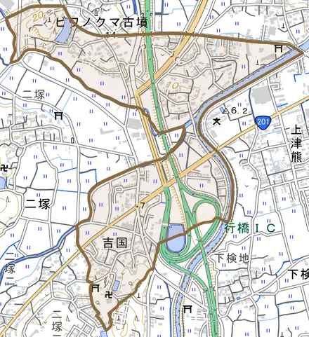 大字吉国とその周辺の地図。町の範囲を重ねている
