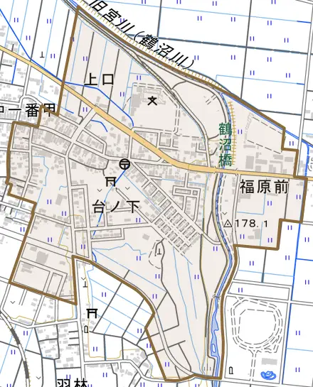 字小川原とその周辺の地図。町の範囲を重ねている