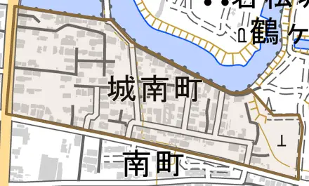 城南町とその周辺の地図。町の範囲を重ねている