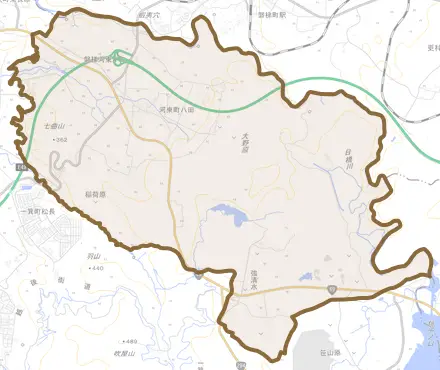 河東町八田とその周辺の地図。町の範囲を重ねている