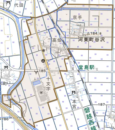 河東町谷沢とその周辺の地図。町の範囲を重ねている