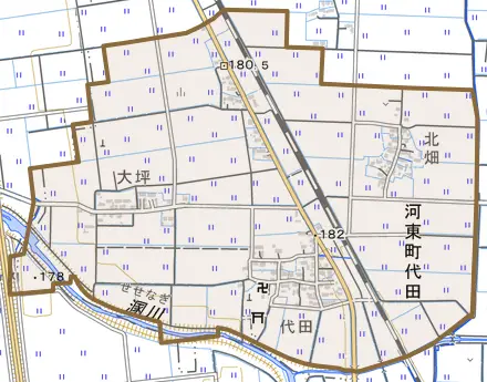 河東町代田とその周辺の地図。町の範囲を重ねている