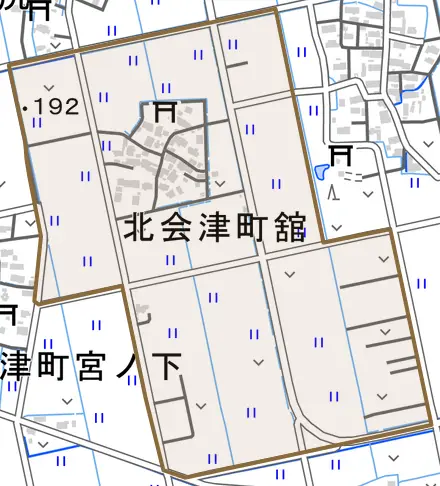 北会津町舘とその周辺の地図。町の範囲を重ねている