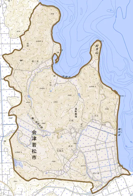 湊町大字静潟とその周辺の地図。町の範囲を重ねている