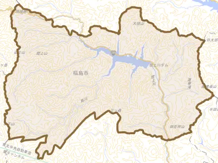 飯坂町茂庭とその周辺の地図。町の範囲を重ねている