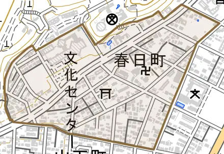 春日町とその周辺の地図。町の範囲を重ねている