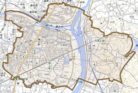 瀬上町とその周辺の地図。町の範囲を重ねている