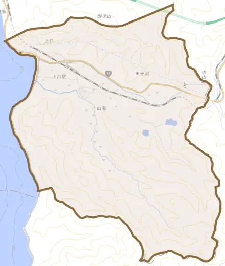 大字山潟とその周辺の地図。町の範囲を重ねている