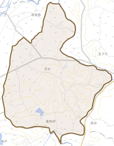 大字沢井とその周辺の地図。町の範囲を重ねている